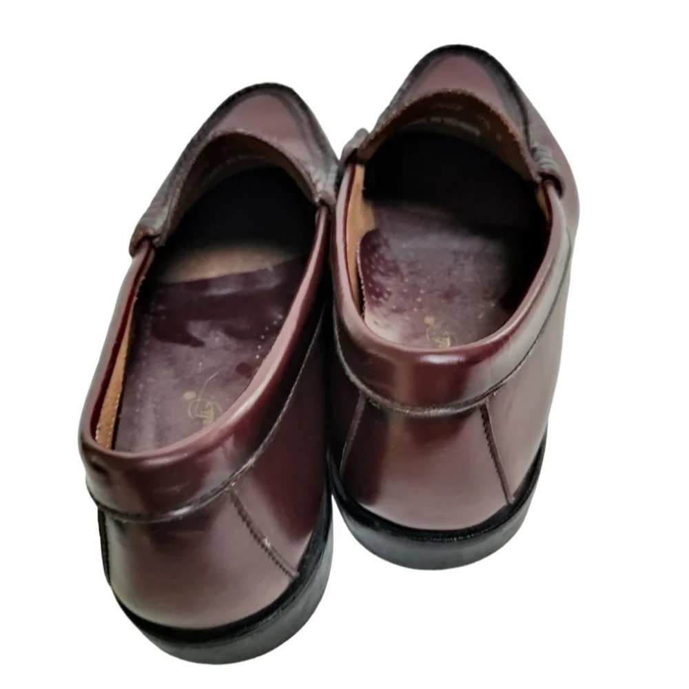 Diplomats Leather Burgundy Classic Penny Loafers Size 9.5D